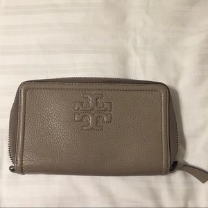 Tory Burch wallet